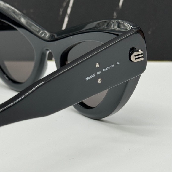 NEW BB0204S 001 BALENCIAGA BLACK GREY CAT EYE WOMEN BALENCIAGA SUNGLASSES - Picture 9 of 10